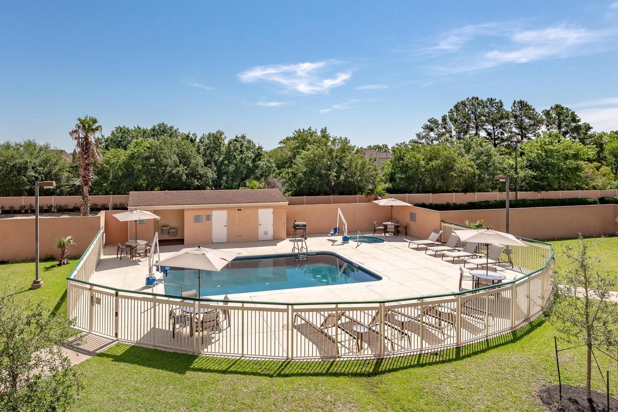 Courtyard By Marriott Bryan College Station Exterior foto