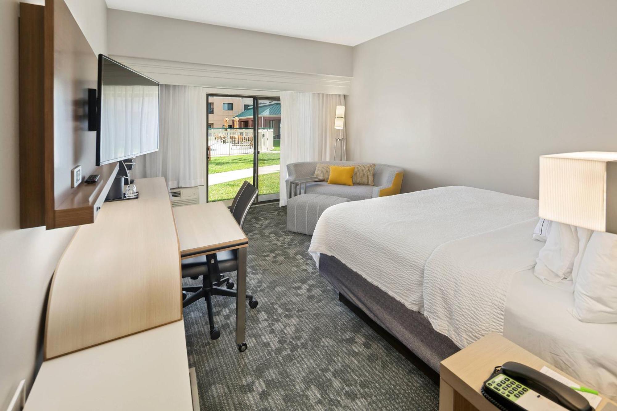Courtyard By Marriott Bryan College Station Exterior foto