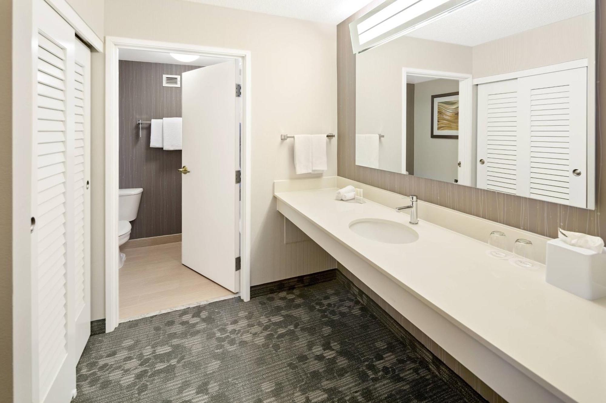 Courtyard By Marriott Bryan College Station Exterior foto