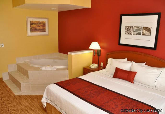 Courtyard By Marriott Bryan College Station Exterior foto